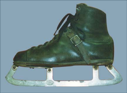 CCM Single Blade Skate - 1920 Unattached Single Blade