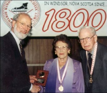 Garth Vaughan with Marie (Sexton) Musser and Jim Pineo - 1999